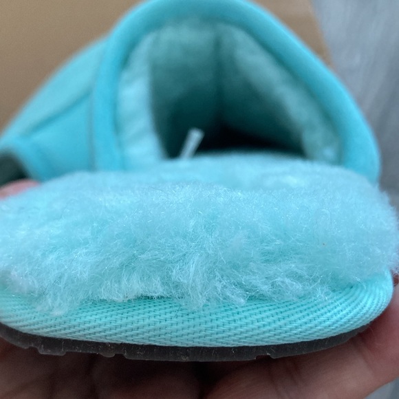 Ugg sleeper - Picture 8 of 8